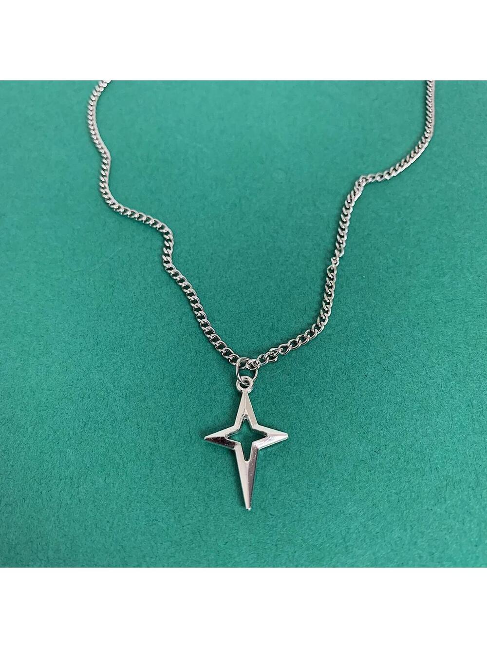 Y2k 2000s Cyber grunge silver star opium necklace. Cool simple design. Chain is